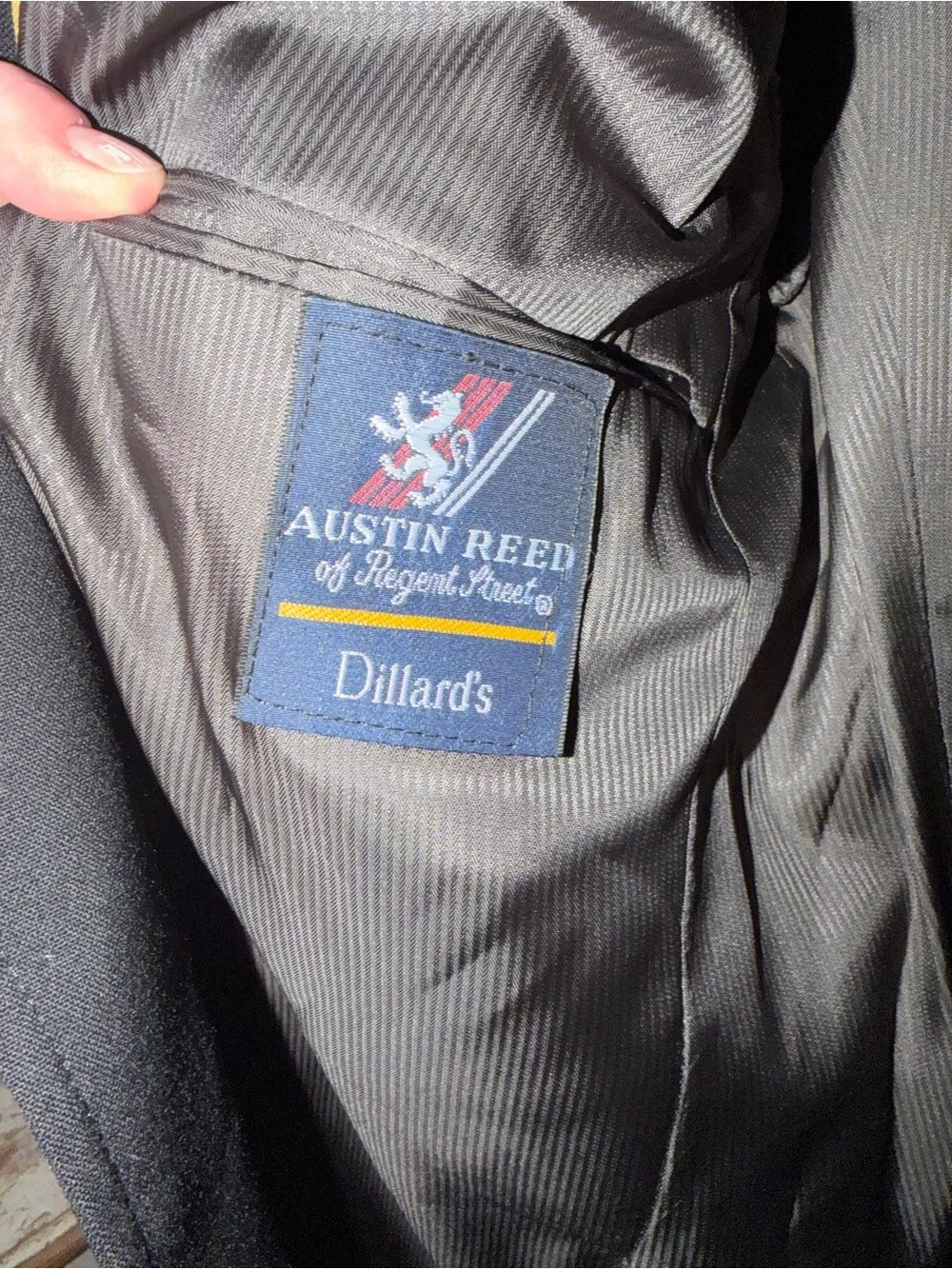 Austin Reed of Regent Street Classic Black Blazer Gold Buttons 44l euc